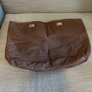 Lo & Sons Seville Aire Shell 13" NWOT